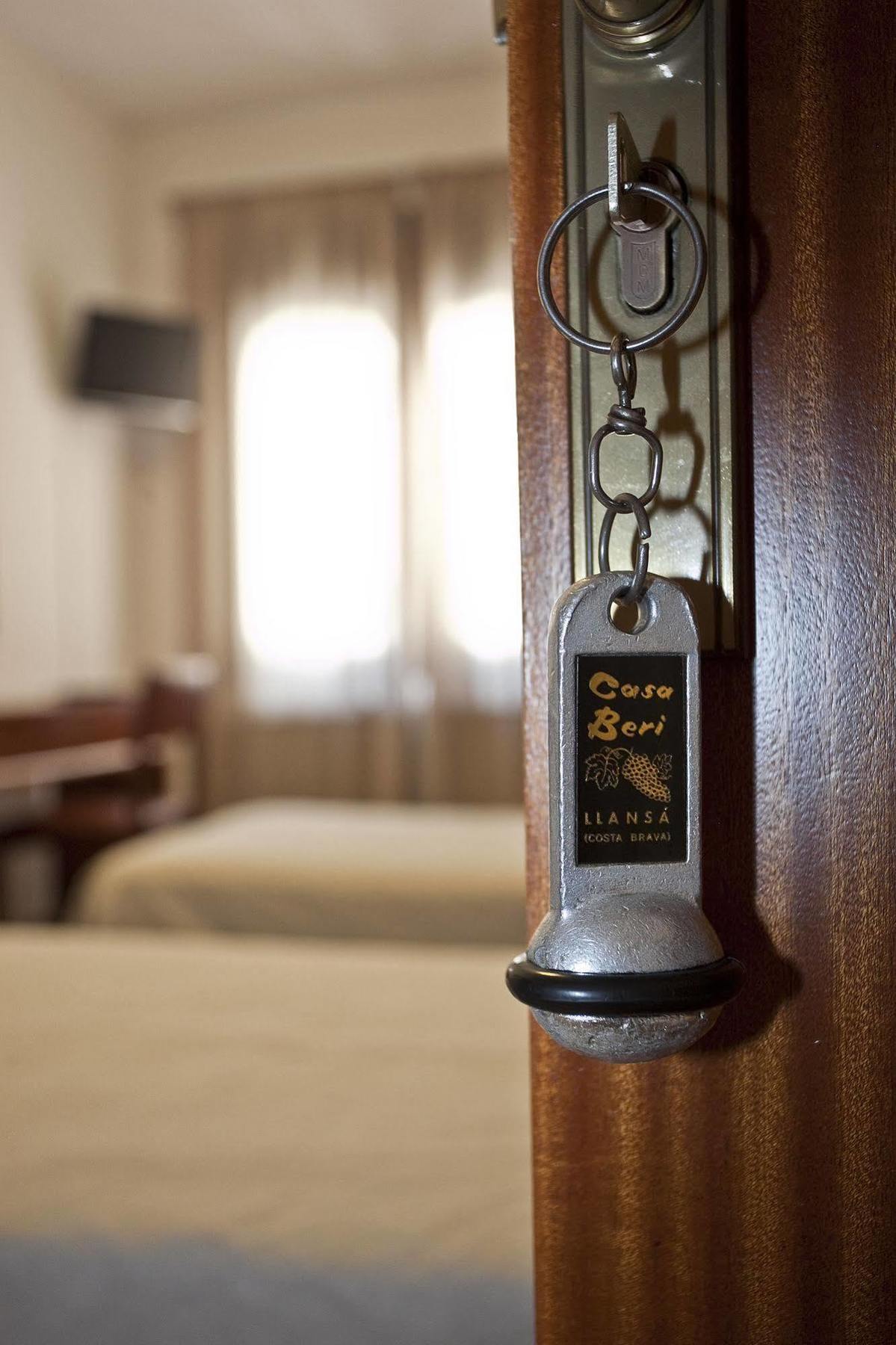 Hotel Beri Llança Dış mekan fotoğraf
